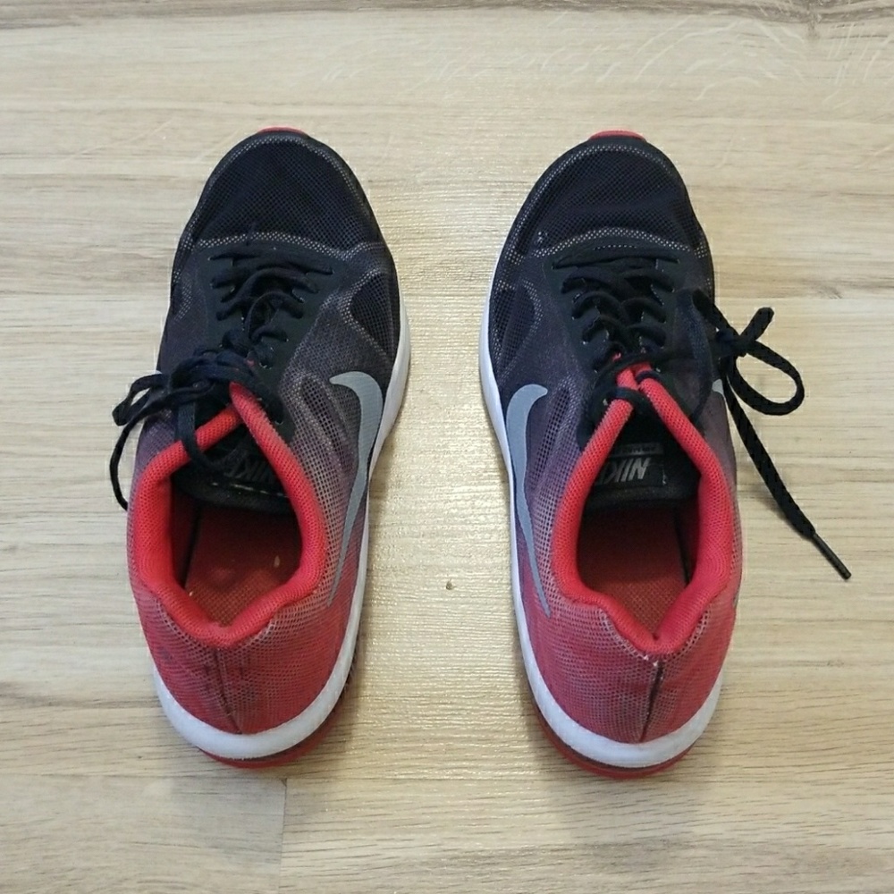 Kids nikes